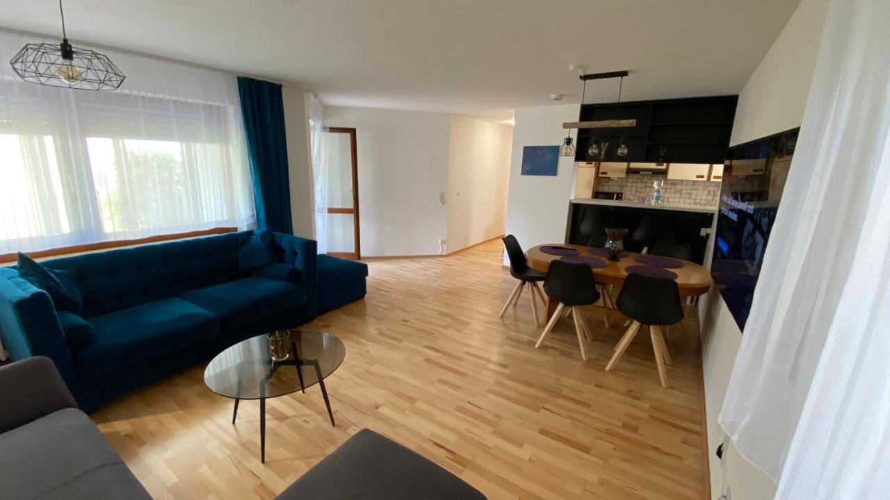 Outlet Holiday Home Μέτσινγκεν Εξωτερικό φωτογραφία
